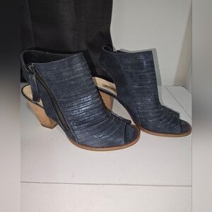 Paul Green  blue heels size 6